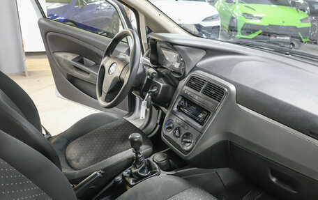 Fiat Punto III Punto Evo рестайлинг, 2007 год, 198 000 рублей, 11 фотография