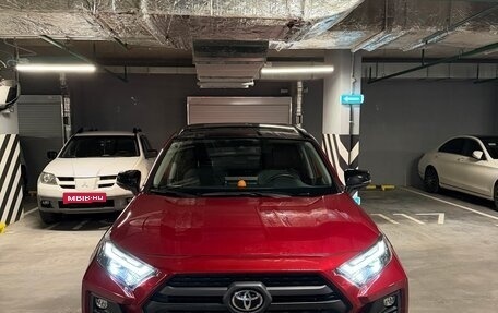 Toyota RAV4, 2023 год, 3 900 000 рублей, 1 фотография