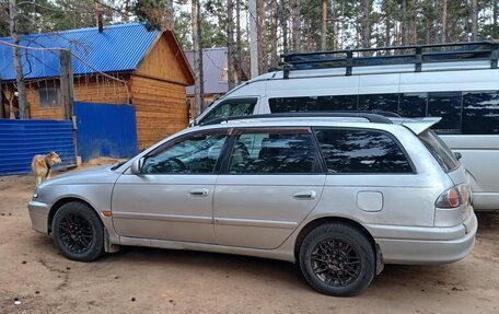 Toyota Avensis III рестайлинг, 2001 год, 330 000 рублей, 2 фотография