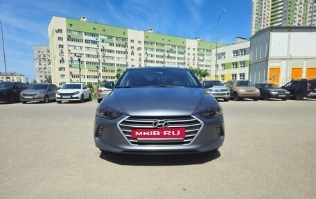 Hyundai Elantra VI рестайлинг, 2018 год, 1 450 000 рублей, 2 фотография