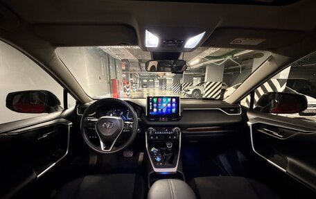 Toyota RAV4, 2023 год, 3 900 000 рублей, 4 фотография