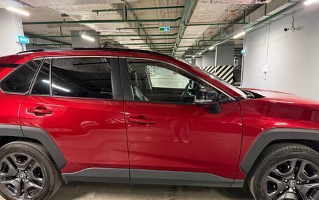 Toyota RAV4, 2023 год, 3 900 000 рублей, 2 фотография
