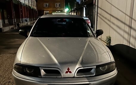 Mitsubishi Carisma I, 2001 год, 280 000 рублей, 2 фотография