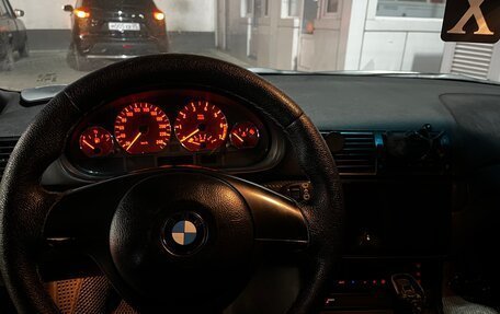 BMW 3 серия, 2003 год, 590 000 рублей, 17 фотография