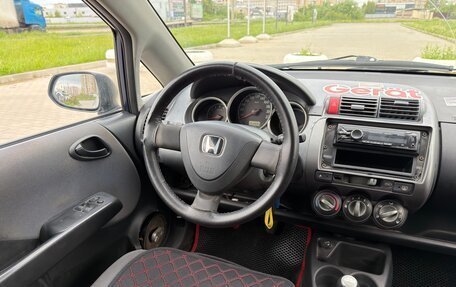 Honda Jazz I рестайлинг, 2003 год, 295 000 рублей, 39 фотография