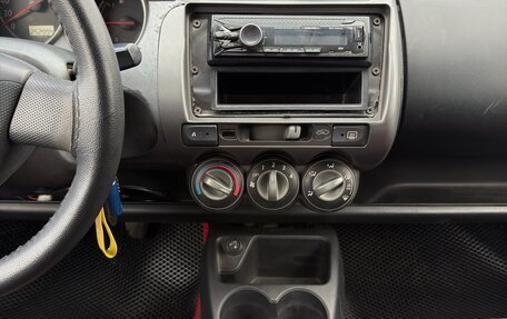 Honda Jazz I рестайлинг, 2003 год, 295 000 рублей, 38 фотография