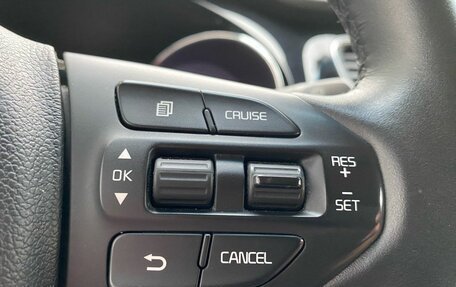 KIA Carnival III, 2017 год, 2 359 000 рублей, 26 фотография