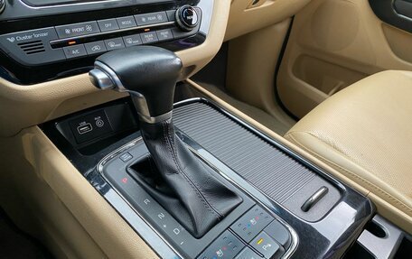 KIA Carnival III, 2017 год, 2 359 000 рублей, 23 фотография