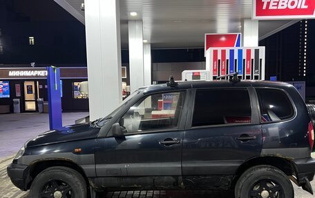 Chevrolet Niva I рестайлинг, 2006 год, 245 000 рублей, 1 фотография