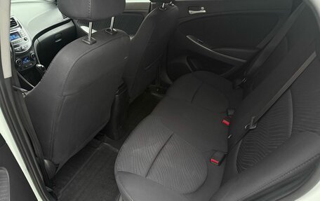 Hyundai Solaris II рестайлинг, 2014 год, 1 229 000 рублей, 11 фотография