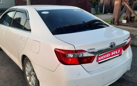 Toyota Camry, 2012 год, 935 000 рублей, 2 фотография