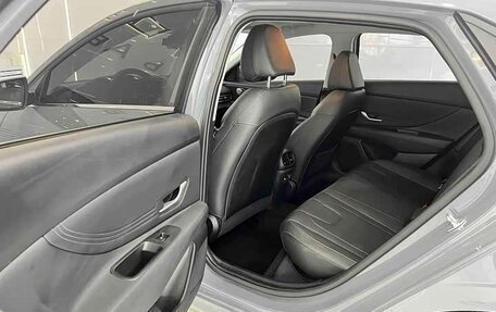 Hyundai Elantra, 2023 год, 1 550 000 рублей, 4 фотография