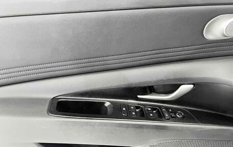 Hyundai Elantra, 2023 год, 1 550 000 рублей, 14 фотография