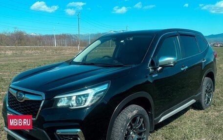 Subaru Forester, 2018 год, 2 350 000 рублей, 2 фотография
