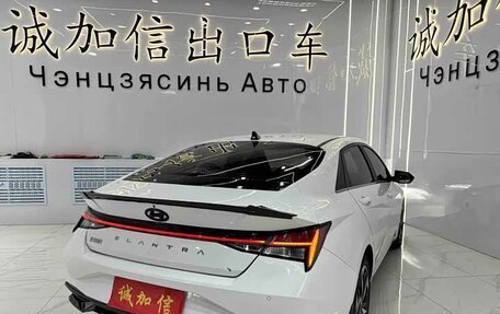 Hyundai Elantra, 2023 год, 1 550 000 рублей, 5 фотография