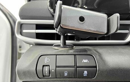 Hyundai Elantra, 2023 год, 1 550 000 рублей, 16 фотография