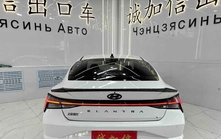 Hyundai Elantra, 2023 год, 1 550 000 рублей, 11 фотография