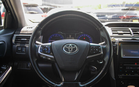 Toyota Camry, 2015 год, 1 398 000 рублей, 19 фотография