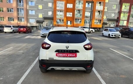 Renault Kaptur I рестайлинг, 2017 год, 990 000 рублей, 3 фотография