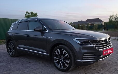 Volkswagen Touareg III, 2020 год, 6 000 000 рублей, 8 фотография
