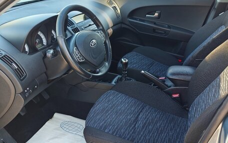 KIA cee'd I рестайлинг, 2009 год, 650 000 рублей, 5 фотография