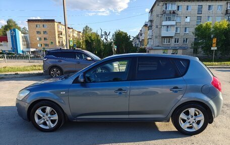 KIA cee'd I рестайлинг, 2009 год, 650 000 рублей, 1 фотография