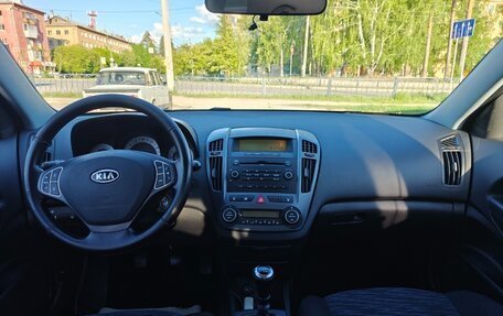KIA cee'd I рестайлинг, 2009 год, 650 000 рублей, 6 фотография