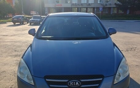 KIA cee'd I рестайлинг, 2009 год, 650 000 рублей, 2 фотография