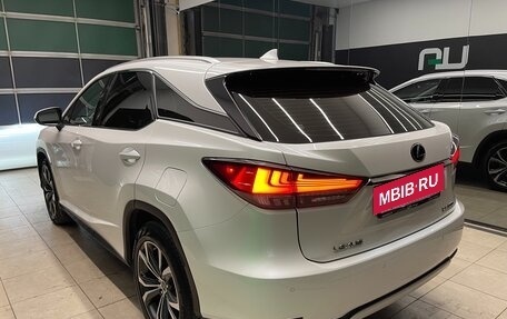 Lexus RX IV рестайлинг, 2020 год, 5 550 000 рублей, 4 фотография