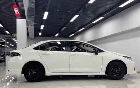 Toyota Corolla, 2022 год, 1 420 000 рублей, 5 фотография