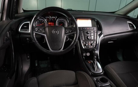 Opel Astra J, 2015 год, 999 000 рублей, 6 фотография