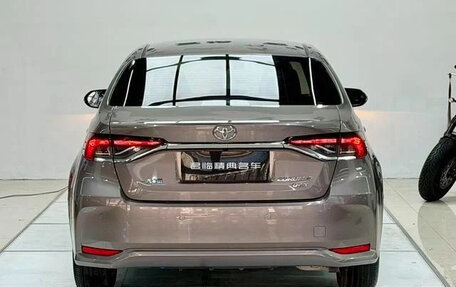 Toyota Corolla, 2022 год, 1 390 000 рублей, 5 фотография