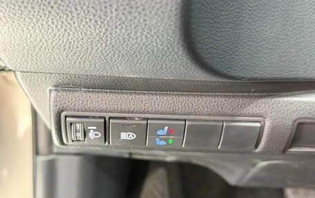 Toyota Corolla, 2022 год, 1 390 000 рублей, 13 фотография