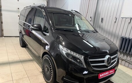 Mercedes-Benz V-Класс, 2015 год, 3 600 000 рублей, 1 фотография