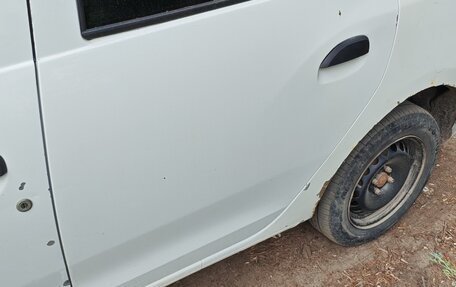 Renault Logan II, 2014 год, 270 000 рублей, 6 фотография