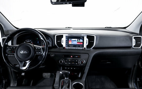 KIA Sportage IV рестайлинг, 2018 год, 2 130 000 рублей, 14 фотография