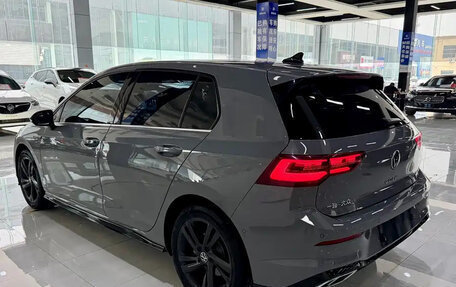Volkswagen Golf VIII, 2023 год, 1 670 123 рублей, 10 фотография