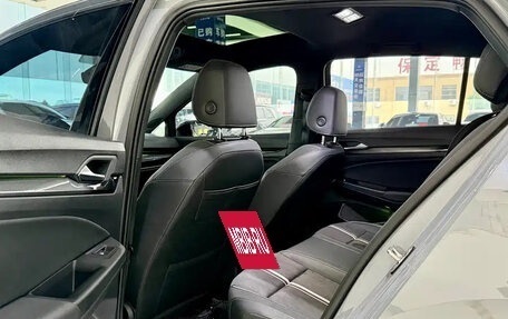 Volkswagen Golf VIII, 2023 год, 1 670 123 рублей, 6 фотография
