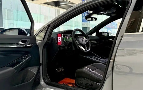 Volkswagen Golf VIII, 2023 год, 1 670 123 рублей, 5 фотография