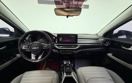 KIA K3, 2023 год, 1 350 000 рублей, 16 фотография