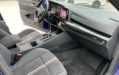 Volkswagen Golf VIII, 2023 год, 1 580 123 рублей, 15 фотография