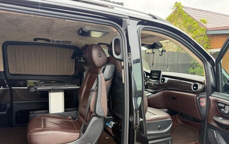 Mercedes-Benz V-Класс, 2015 год, 3 600 000 рублей, 10 фотография