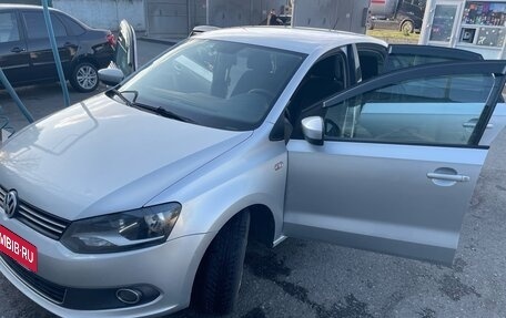 Volkswagen Polo VI (EU Market), 2011 год, 780 000 рублей, 5 фотография