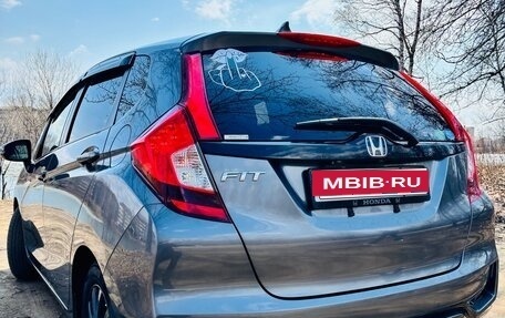 Honda Fit III, 2019 год, 1 250 000 рублей, 3 фотография