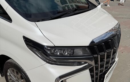 Toyota Alphard III, 2019 год, 5 100 000 рублей, 5 фотография