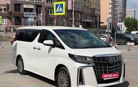 Toyota Alphard III, 2019 год, 5 100 000 рублей, 3 фотография