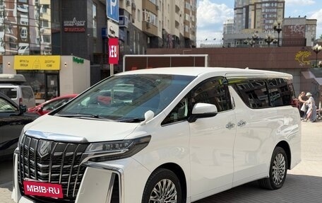Toyota Alphard III, 2019 год, 5 100 000 рублей, 2 фотография