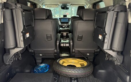 Toyota Alphard III, 2019 год, 5 100 000 рублей, 19 фотография