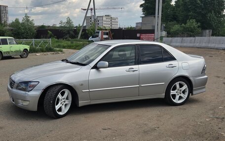Toyota Altezza, 2003 год, 800 000 рублей, 11 фотография