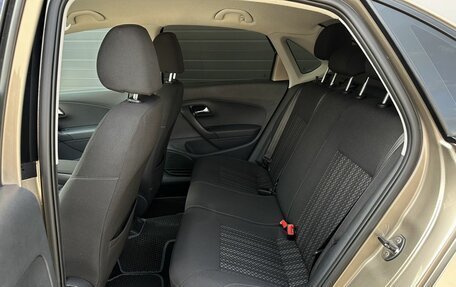 Volkswagen Polo VI (EU Market), 2015 год, 929 000 рублей, 13 фотография